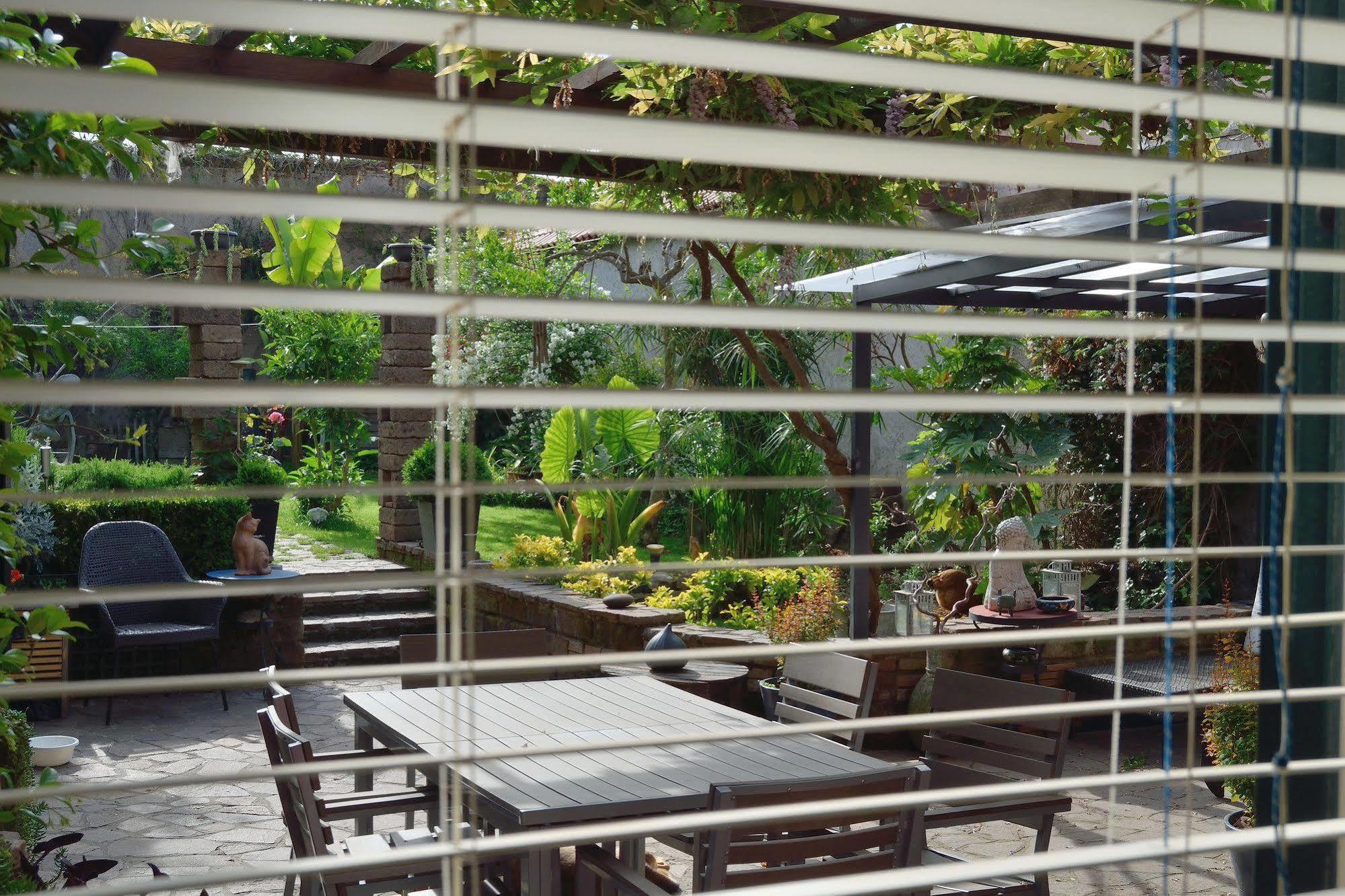 Bed and Breakfast Abbraccia Morfeo Roma Exterior foto